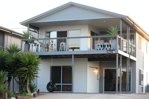 Cheers - South Australia Travel 0