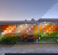 Kermandie Lodge - South Australia Travel