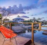 Laguna Bay Broadbeach - Vogue Holiday Homes - South Australia Travel