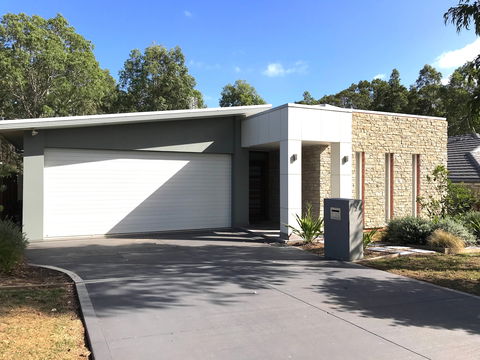 Lomandra Retreat - South Australia Travel 1