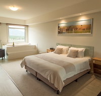 Macedon Ranges Hotel  Spa - South Australia Travel
