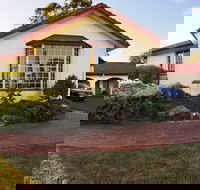 McNevins Warwick Motel and Gunyah Restaurant - South Australia Travel