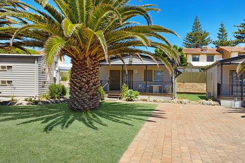 Moana Beach Tourist Park - South Australia Travel 1