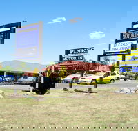 Pines Country Club Motor Inn - South Australia Travel