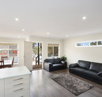 Silver Hill Townhouse - South Australia Travel
