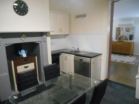Ti Tree Cottage - South Australia Travel 2