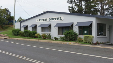 Tree Motel - South Australia Travel 0