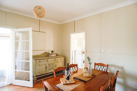 Adelong Valley Farm Stays - Moorallie Cottage - South Australia Travel 2