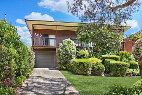 Alva Lee - South Australia Travel 0