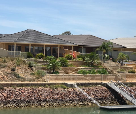 Avventura - South Australia Travel 0