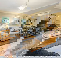 Blue Moon Cottages - South Australia Travel