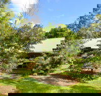 Bushland Cottages and Lodge Yungaburra