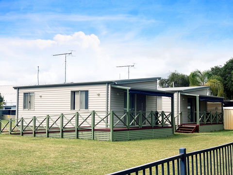 Cee And See Caravan Park - South Australia Travel 1