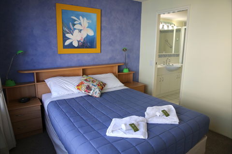 Cheltenham Apartments - South Australia Travel 1