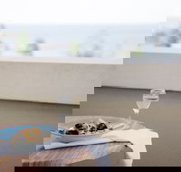 Coogee Bay Hotel - South Australia Travel