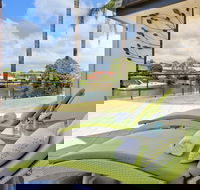 Fran private jetty on Port canals - South Australia Travel