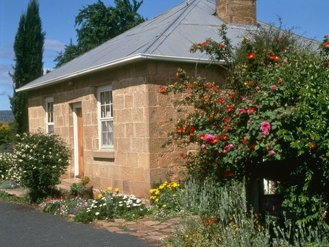 Hamilton's Cottage Collection And Country Gardens - Emmas Cottage - South Australia Travel 0