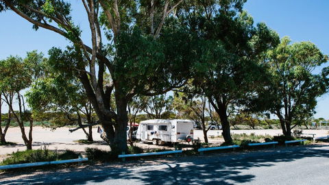 Haslam Campground - South Australia Travel 2