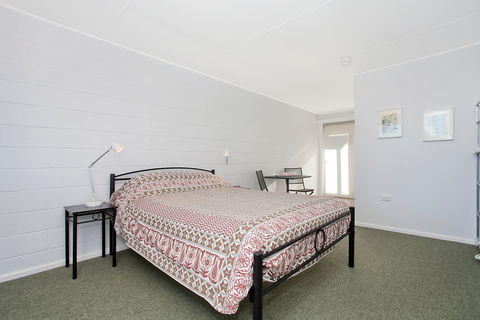 Peterborough House & Motel - South Australia Travel 1