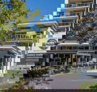 Proximity Waterfront Apartments - South Australia Travel