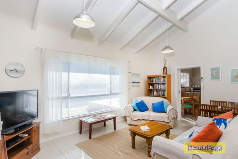 Rattie's Residence - South Australia Travel 1