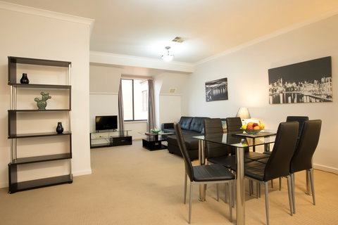 Regal Apartments - South Australia Travel 0