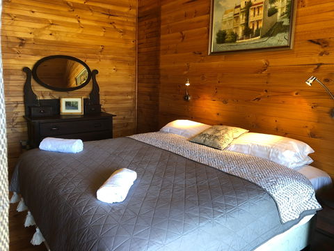 St Paul's River Cottages - South Australia Travel 2