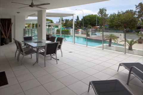 Waters Edge Apartments Cairns - South Australia Travel 1