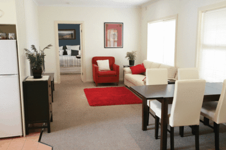 Off Mountain Accommodation - South Australia Travel