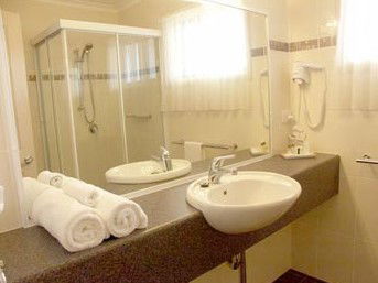 Armidale Pines Motel - South Australia Travel 1