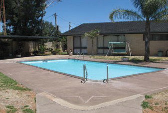 Balranald Capri Motel - South Australia Travel 3