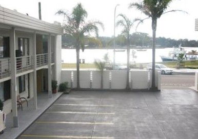 Clyde River Motor Inn - South Australia Travel 0