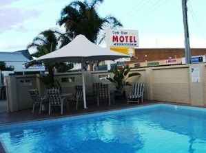 Clyde River Motor Inn - South Australia Travel 5