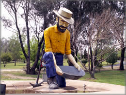 Gold Panner Motor Inn - South Australia Travel 3