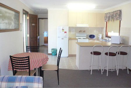 Back Obourke Accommodation - South Australia Travel 4