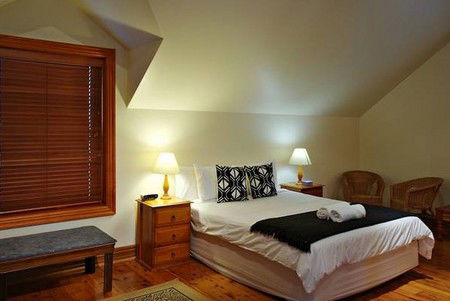 The Mews Studio Apartments - South Australia Travel 4