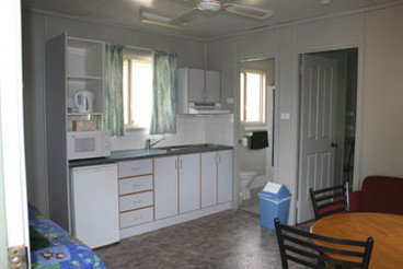 Avon Caravan Village - South Australia Travel 2