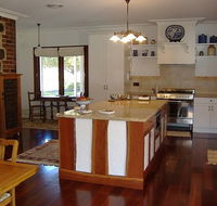 Poplar Cottage Bed And Breakfast - South Australia Travel