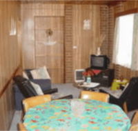 Dunsmore Holiday Unit - South Australia Travel