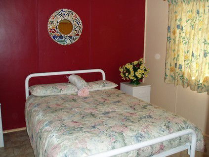 Jurien Beachfront Holiday Units - South Australia Travel 3