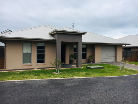 Adore 6 Villa - South Australia Travel 0