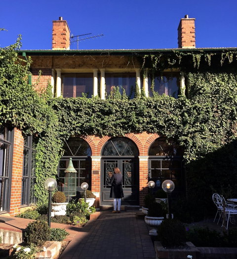Berida Hotel - South Australia Travel 0