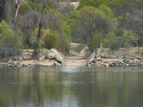 Boondi Rock Camp At Goldfields Woodlands National Park - South Australia Travel 0