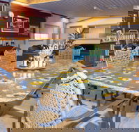 Chrissie's Dongara - South Australia Travel