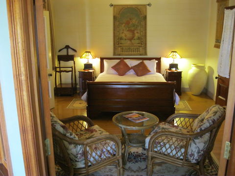 Classique Bed And Breakfast - South Australia Travel 0