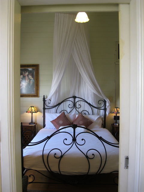 Classique Bed And Breakfast - South Australia Travel 1