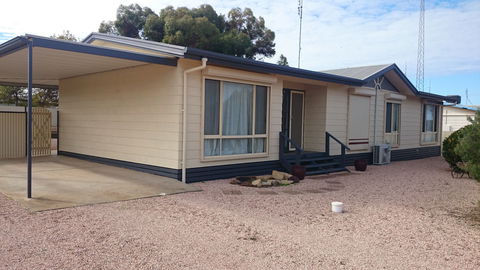 Cornwall House - South Australia Travel 2