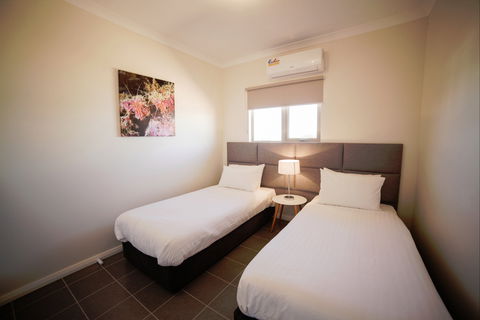Exmouth Escape Resort - South Australia Travel 1