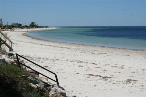 Lucky Bay RV Park - South Australia Travel 0