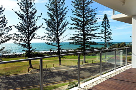 Manta Bargara Resort - South Australia Travel 0